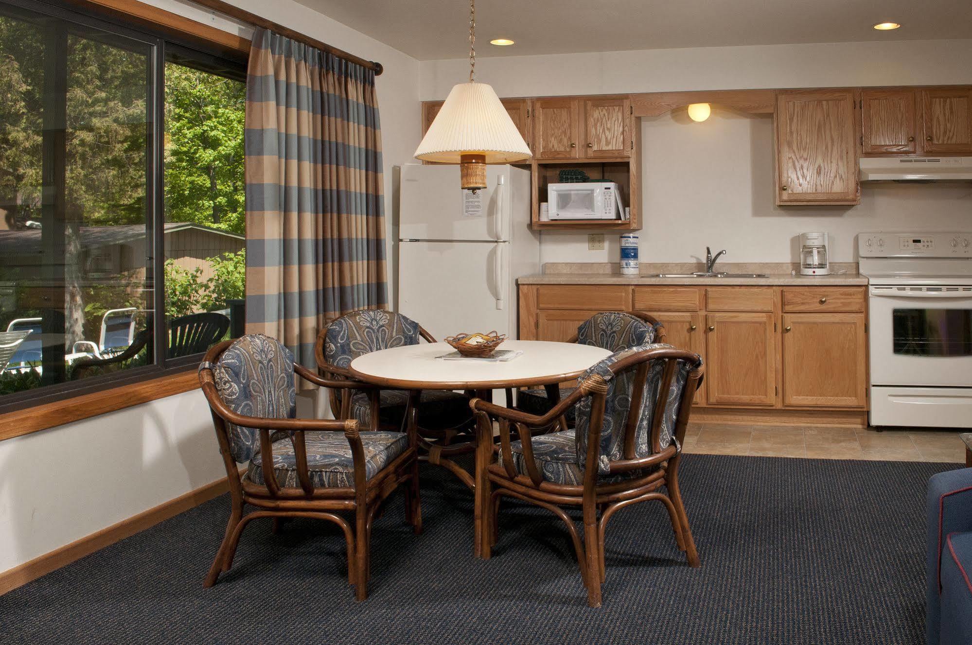 The Shallows Resort Egg Harbor Exteriér fotografie